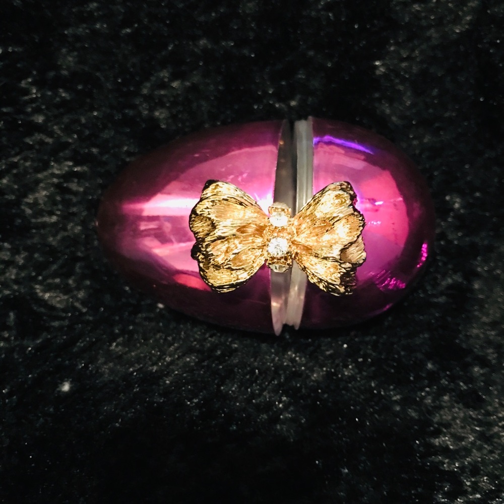 Statement Ring - Picture 1 of 4